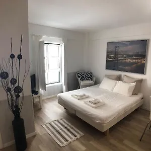 Apartment Lx Cozy, Lisbon